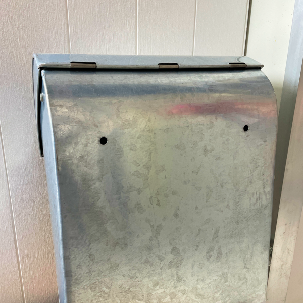 Lockable Post Box - Hot pink