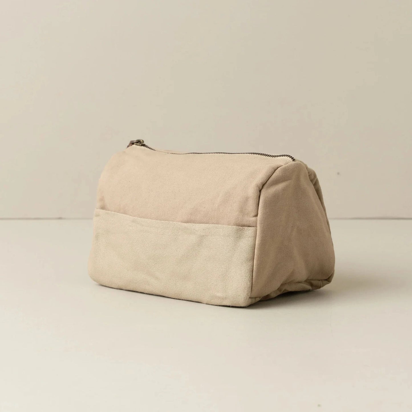 Saarde Journey Toiletry Canvas Bag - 4 colours
