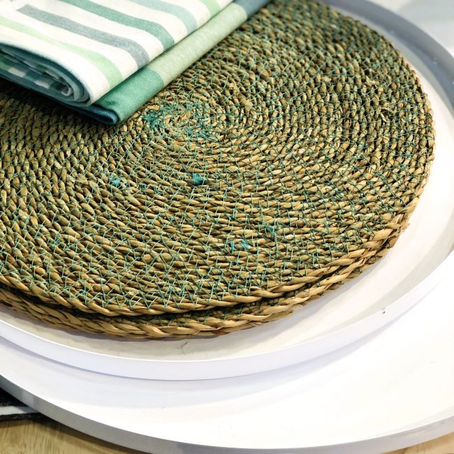 White Metal Tray 40cm diameter