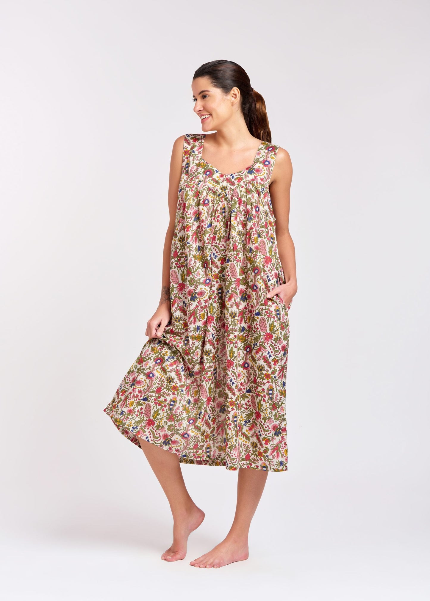 Arabella V Neck Nightie - Mixed Floral