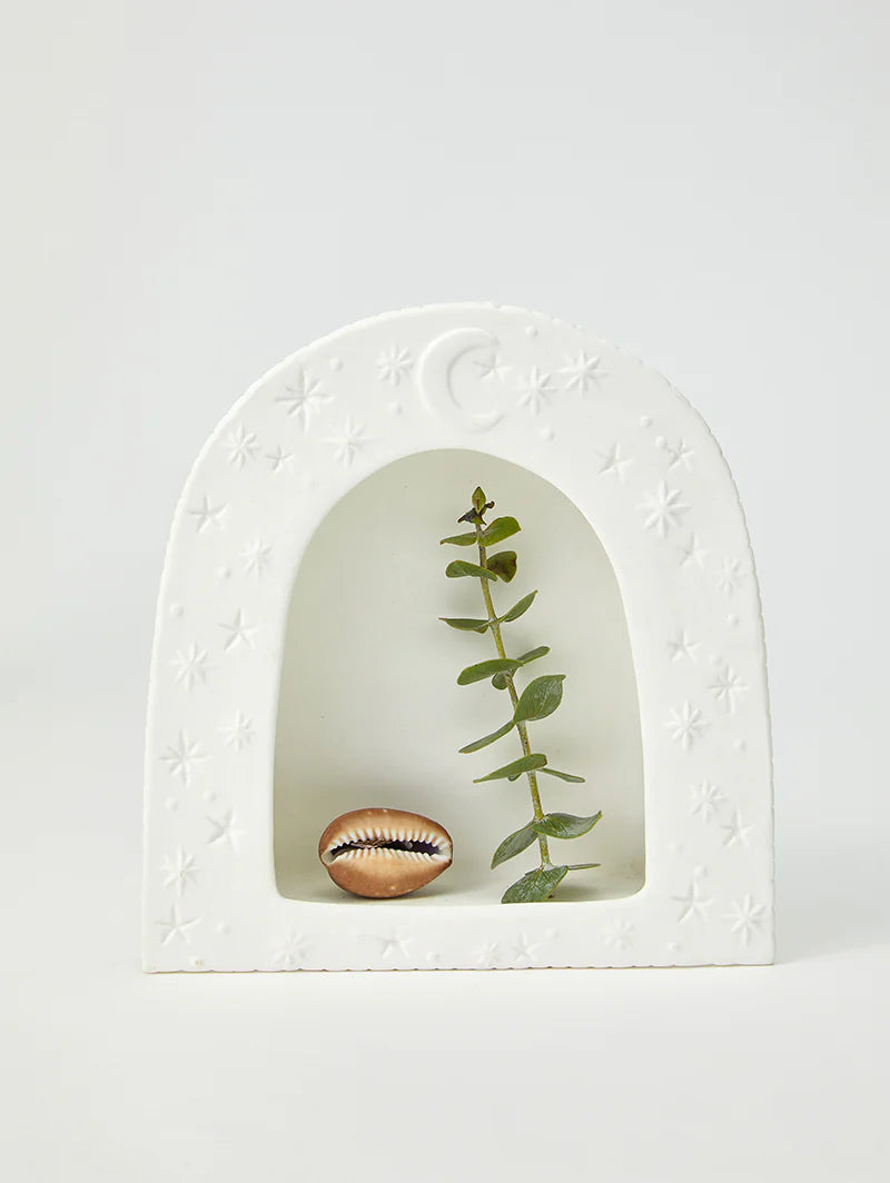 Jones & Co Luna Wall Shelf - white