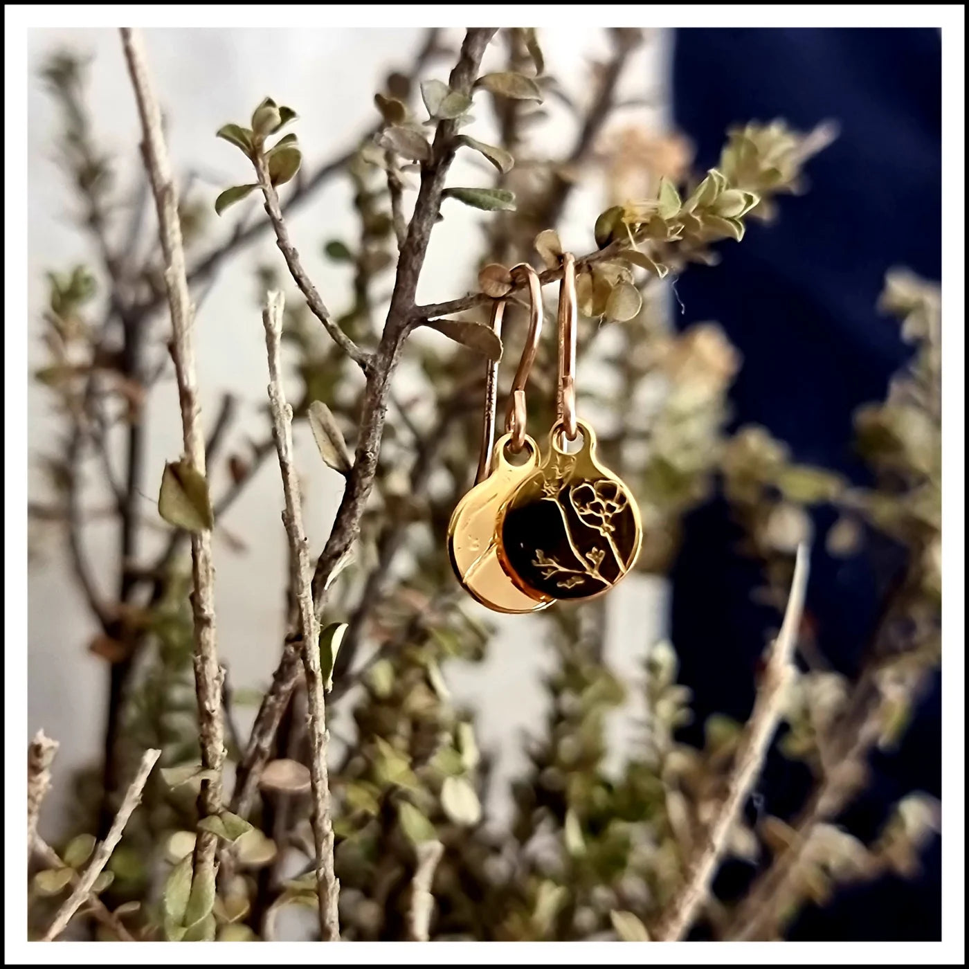 Paird Peace Poppy Earrings
