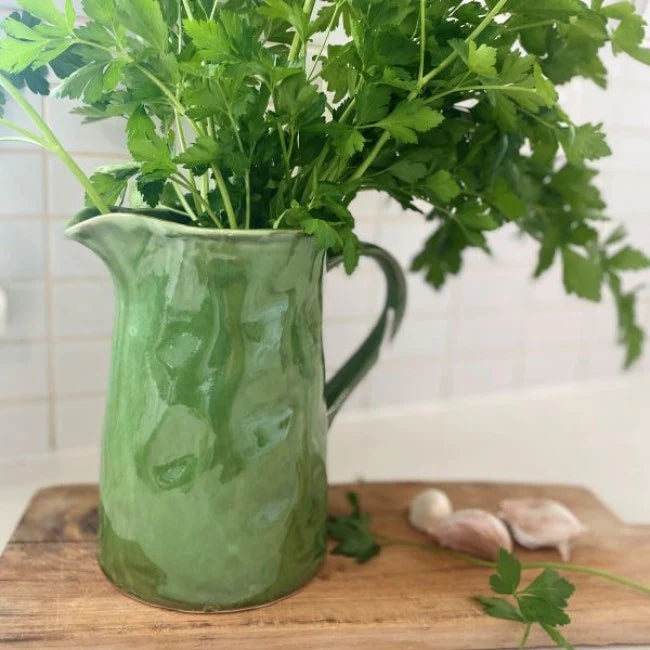 Lily Jug - Green 20 cms