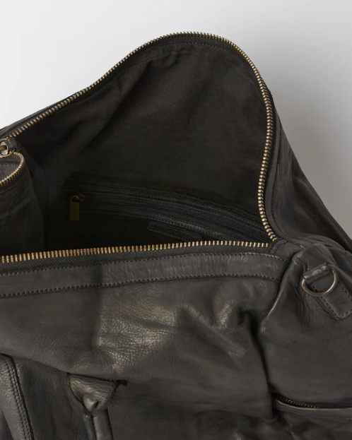 Juju & Co Leather Travel Bag (Black)