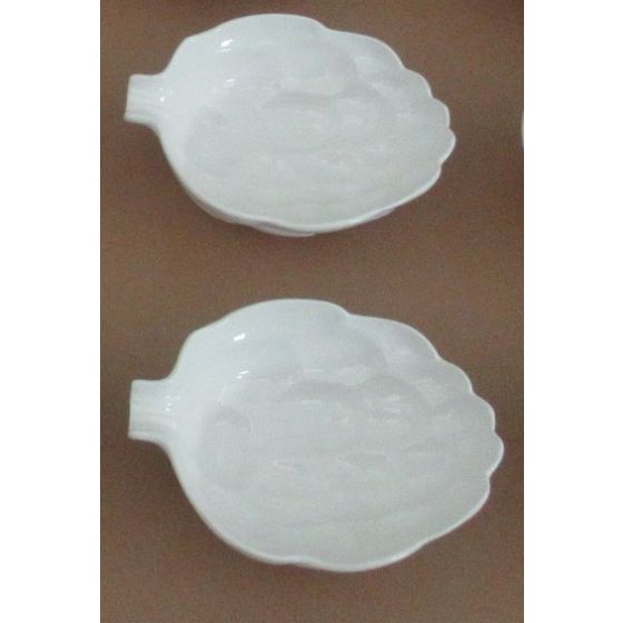 White Ceramic Leaf Bowl (Large)