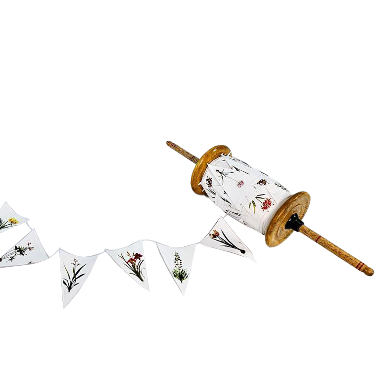 Wood Reel Bunting - White Hearts