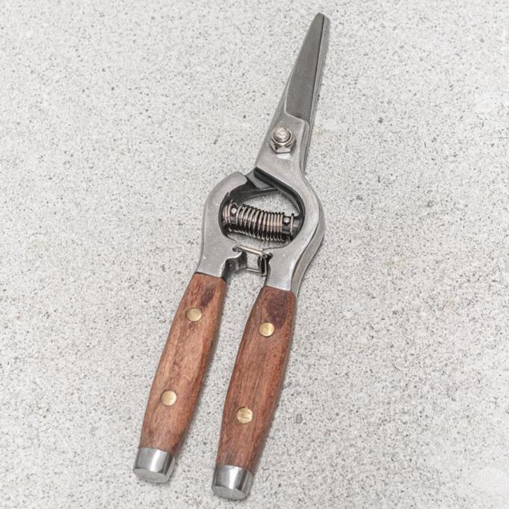 Flower Snips with wood Handle