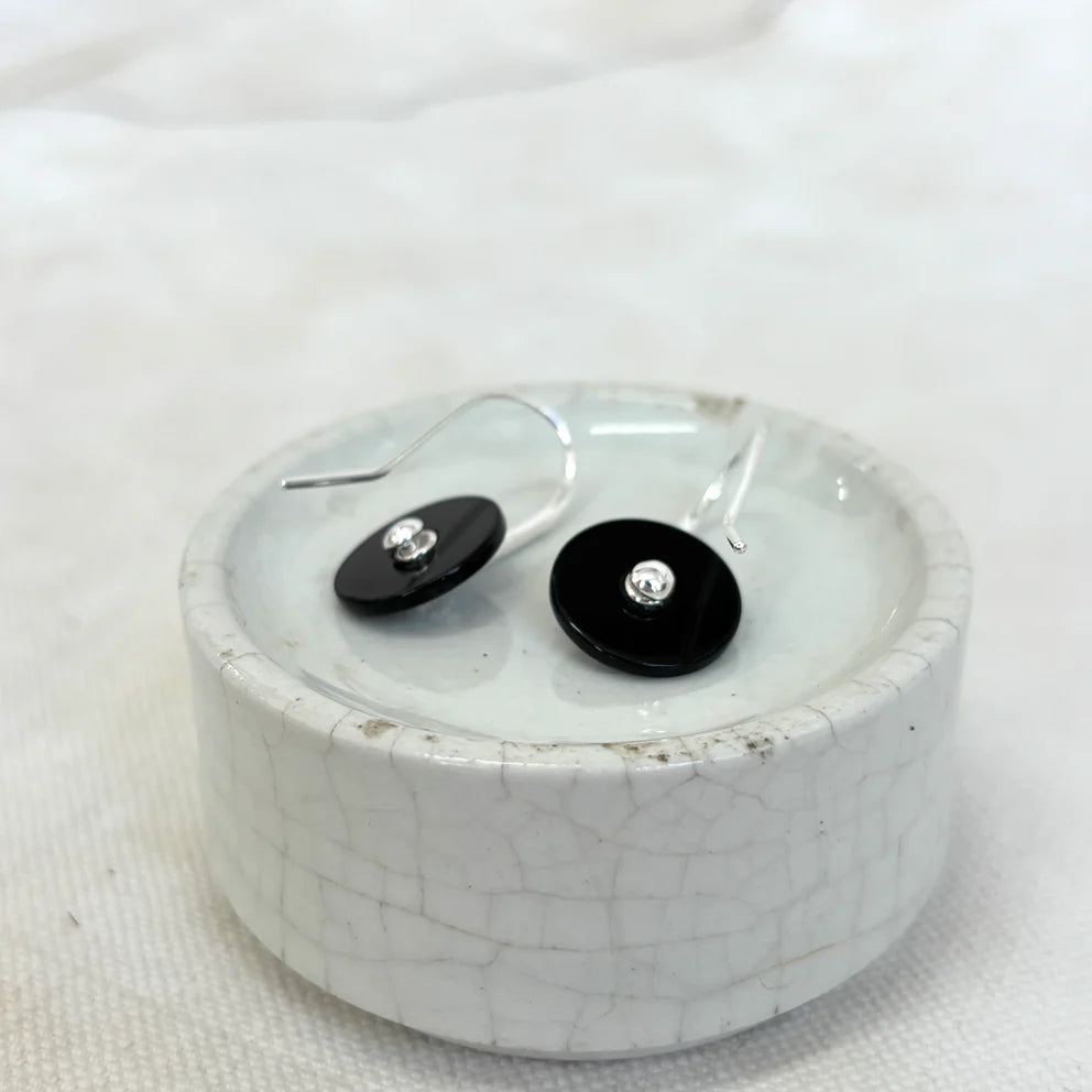 Verdant Heart Baie Earrings Onyx - Silver