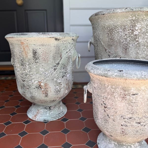 Como Tuscan Urn - 3 sizes