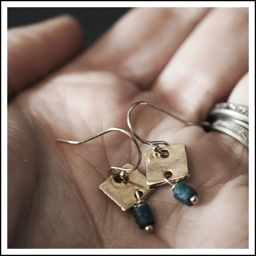 Paird Lagoon earrings