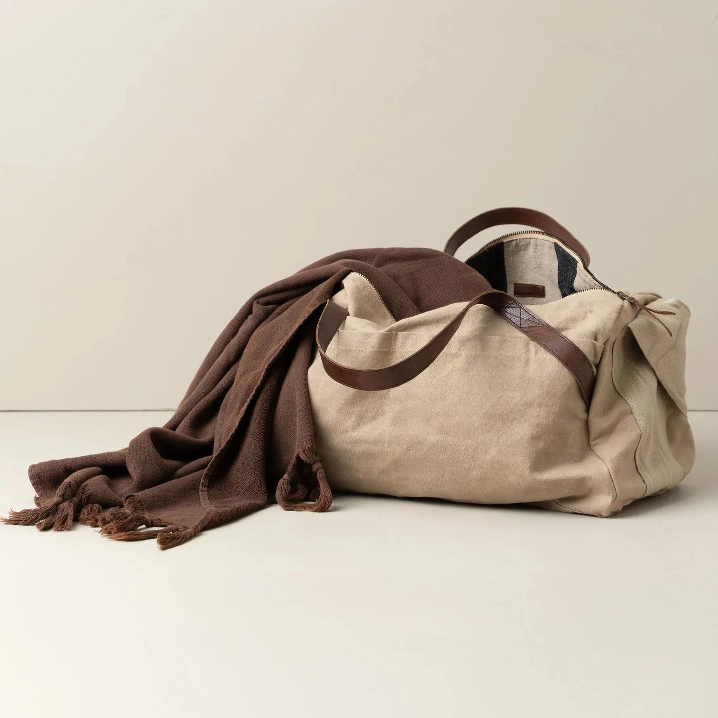 Saarde Journey Duffle Canvas Bag - 4 colours