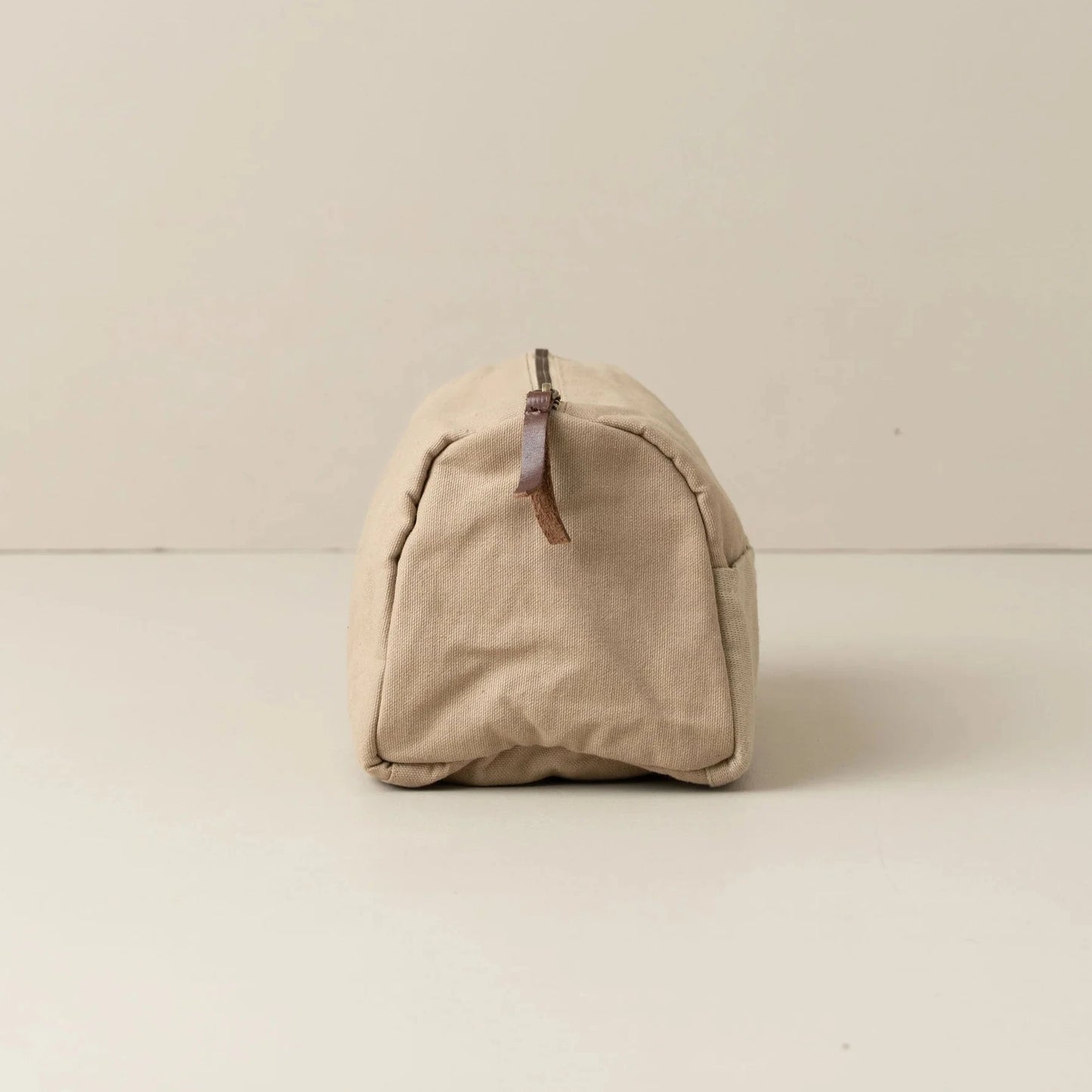 Saarde Journey Toiletry Canvas Bag - 4 colours