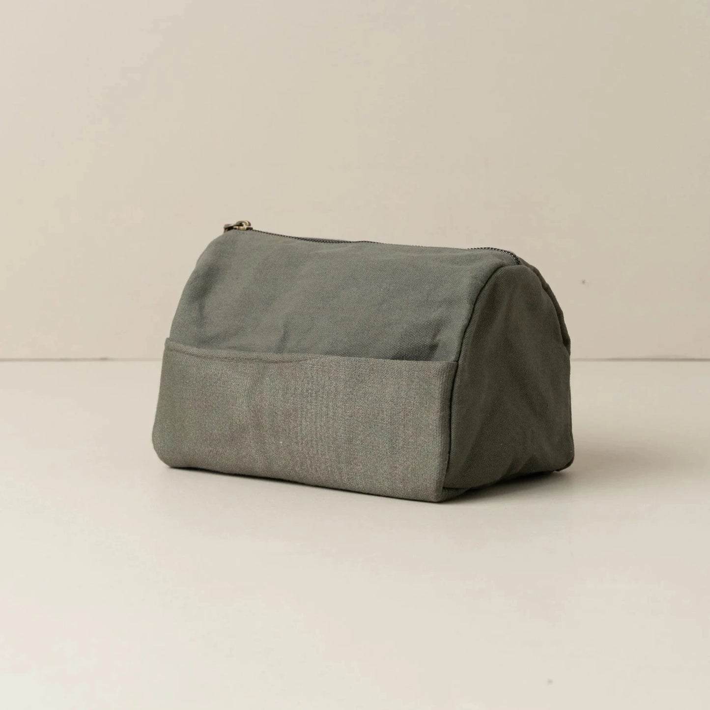 Saarde Journey Toiletry Canvas Bag - 4 colours