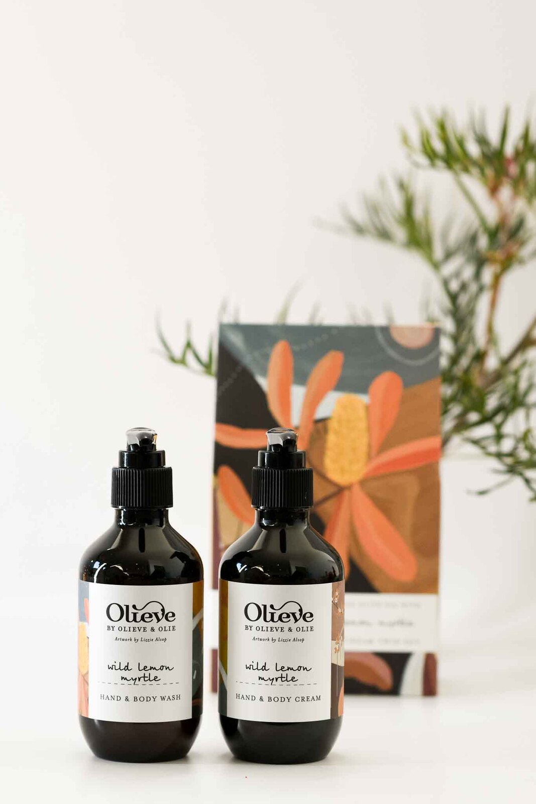 Olieve & Olie Artist Wash & Cream Twin Set