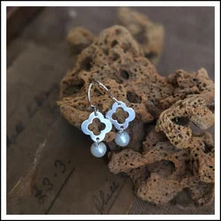 Paird Fleur Earrings
