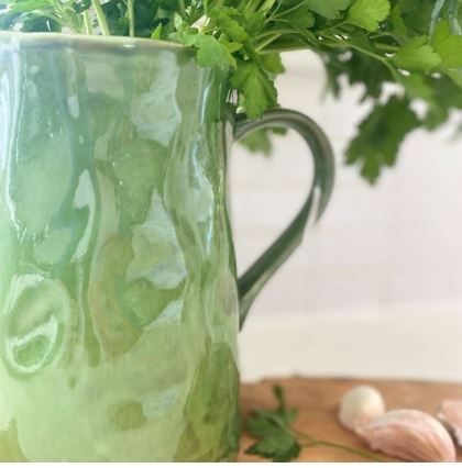 Lily Jug - Green 20 cms