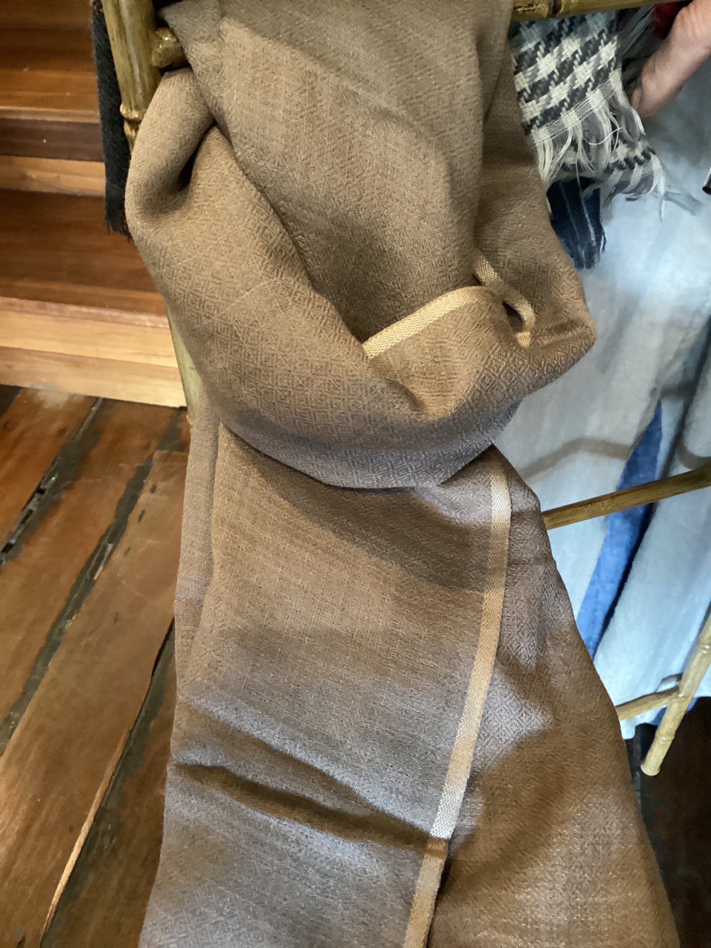 Scarf - Beige with a Beige edge